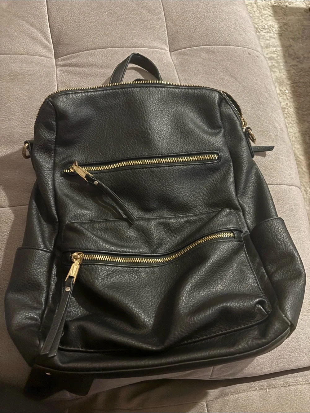 Backpack - Picture 1 of 7
